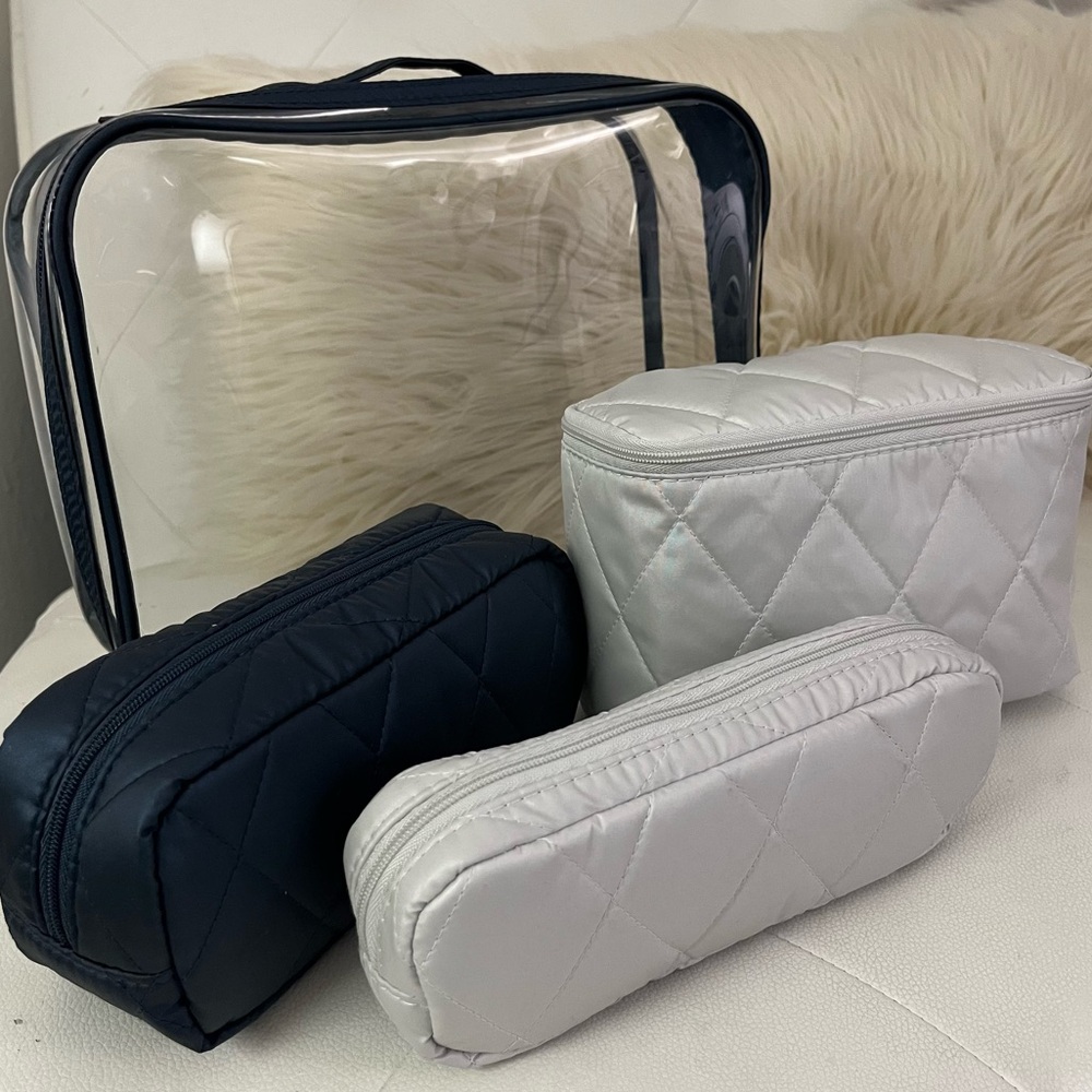 NWT Vera Bradley 4-Piece Quilted Cosmetics Makeup Travel Bag Set Navy Blue Gray